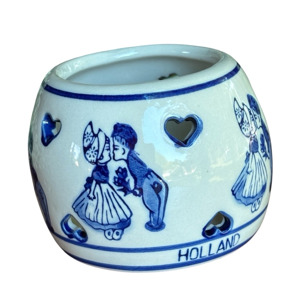 Delft Blue Candle Holder Boy Girl Kissing Holland Dutch Vintage
